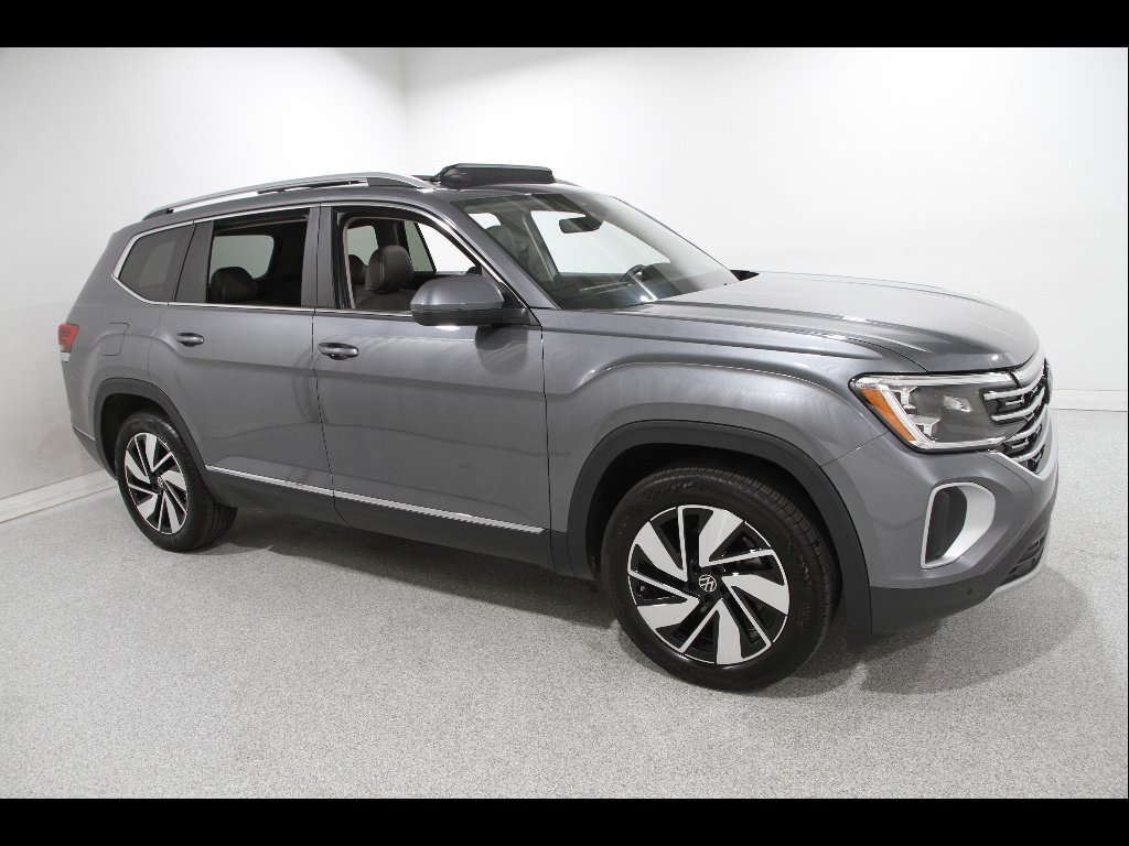 2025 Volkswagen Atlas 2.0T SEL 4MOTION's photo