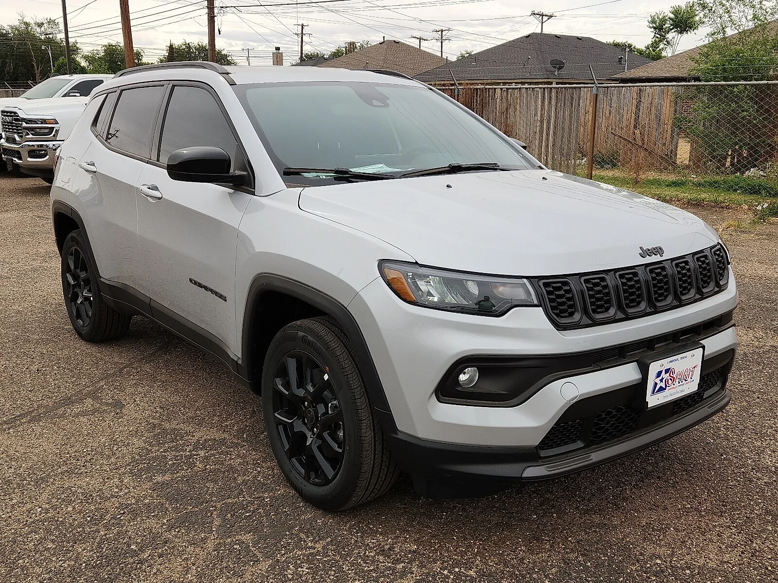 New 2026 Silver Jeep LATITUDE ALTITUDE 4X4 image 6