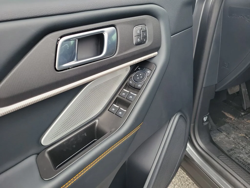 New 2026 Gray Ford Tremor image 7