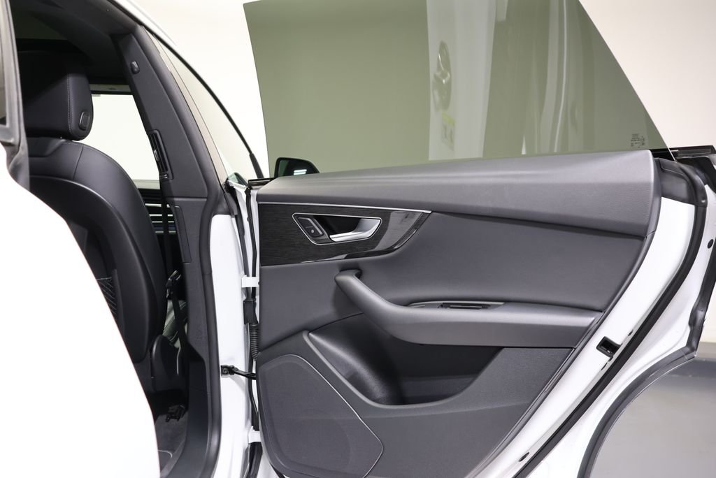 Used 2019 Glacier White Audi 3.0T Premium image 48