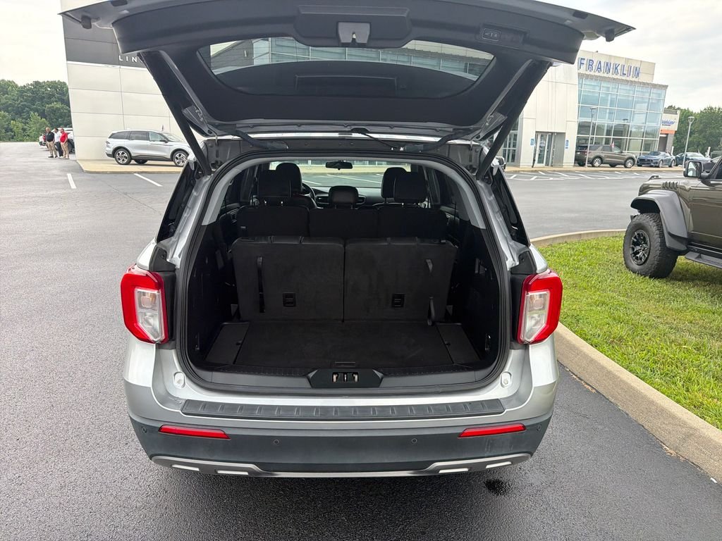 Used 2022 Silver Ford XLT image 13