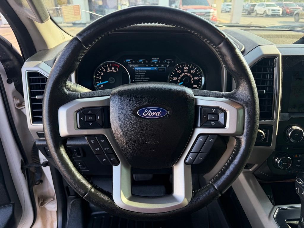 Used 2017 White Ford Lariat image 30