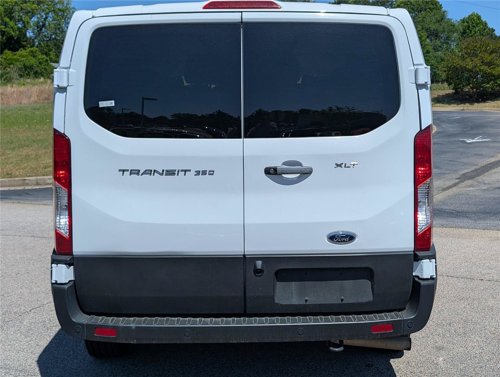 2023 Ford Transit Passenger Van XL - Photo 11