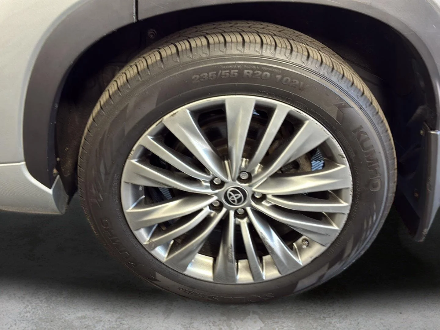 Used 2022 Celestial Silver Metallic Toyota Platinum image 15