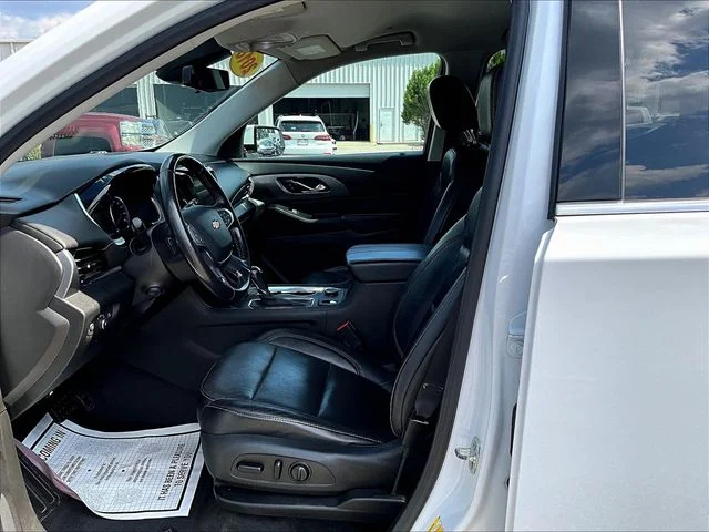 Used 2018 White Chevrolet Premier image 8