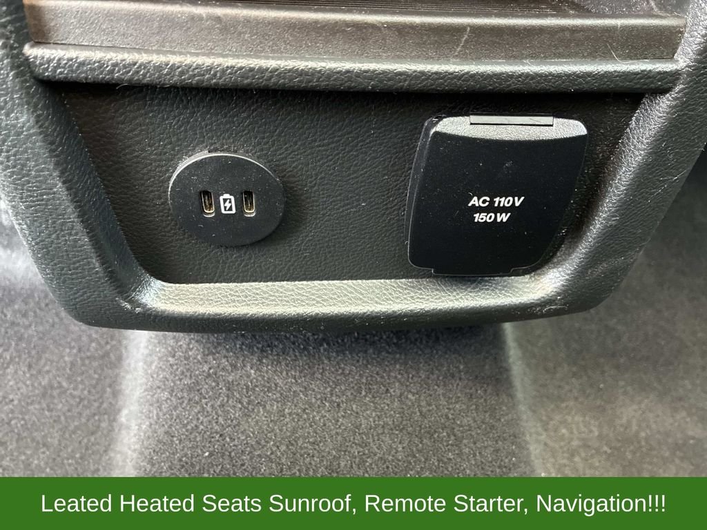 Used 2022 Silver Ford SEL image 18