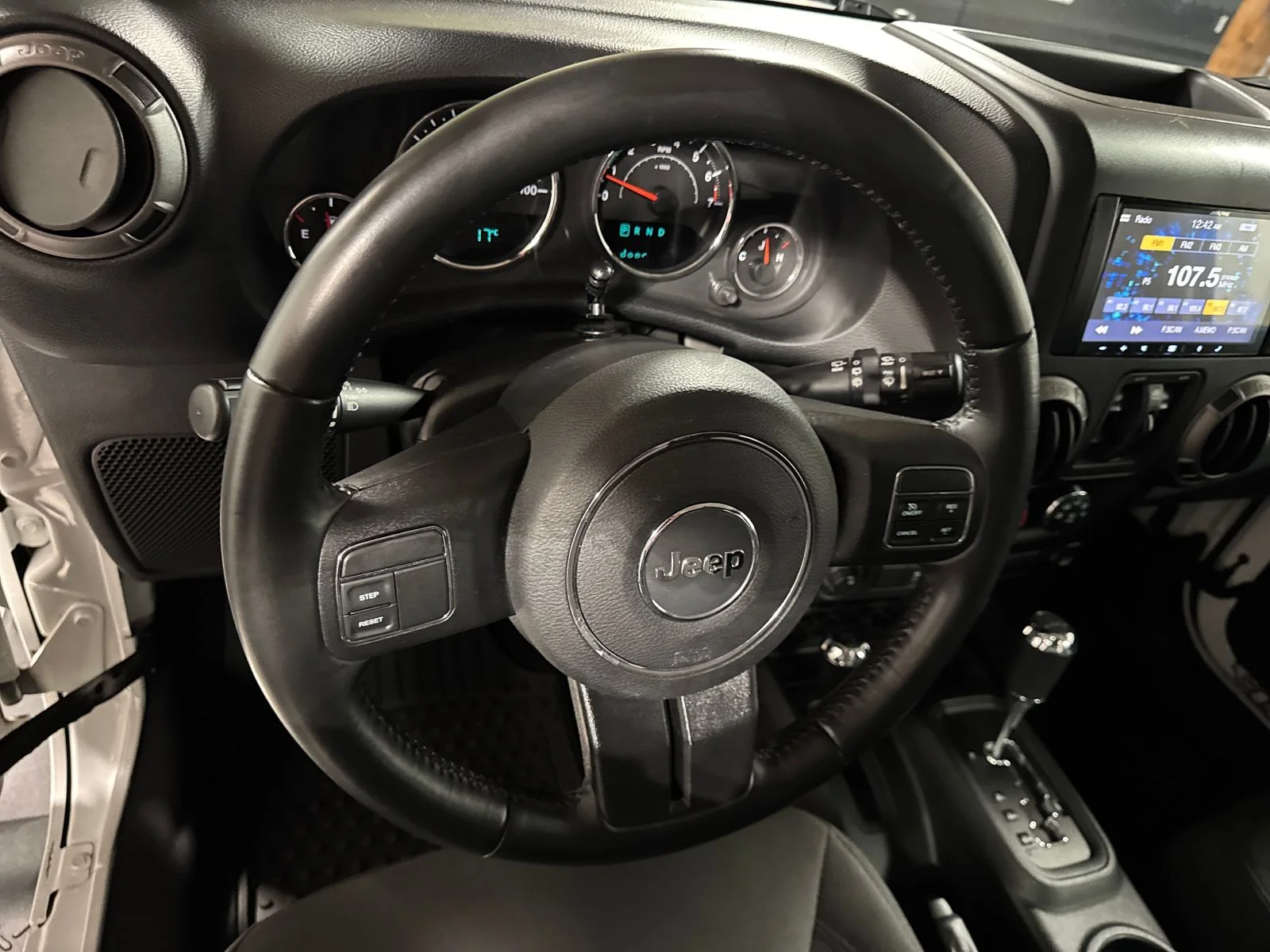 Used 2018 Bright White Clearcoat Jeep Unlimited Sport image 18