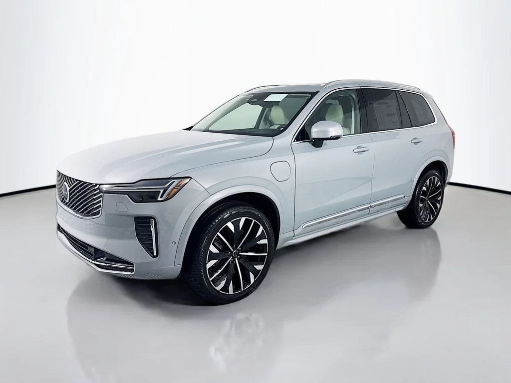 New 2026 Gray Metallic Volvo T8 Ultra image 1