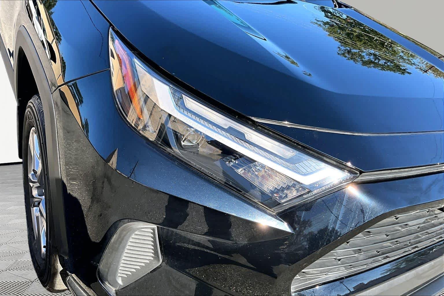Used 2024 Midnight Black Metallic Toyota XLE image 28