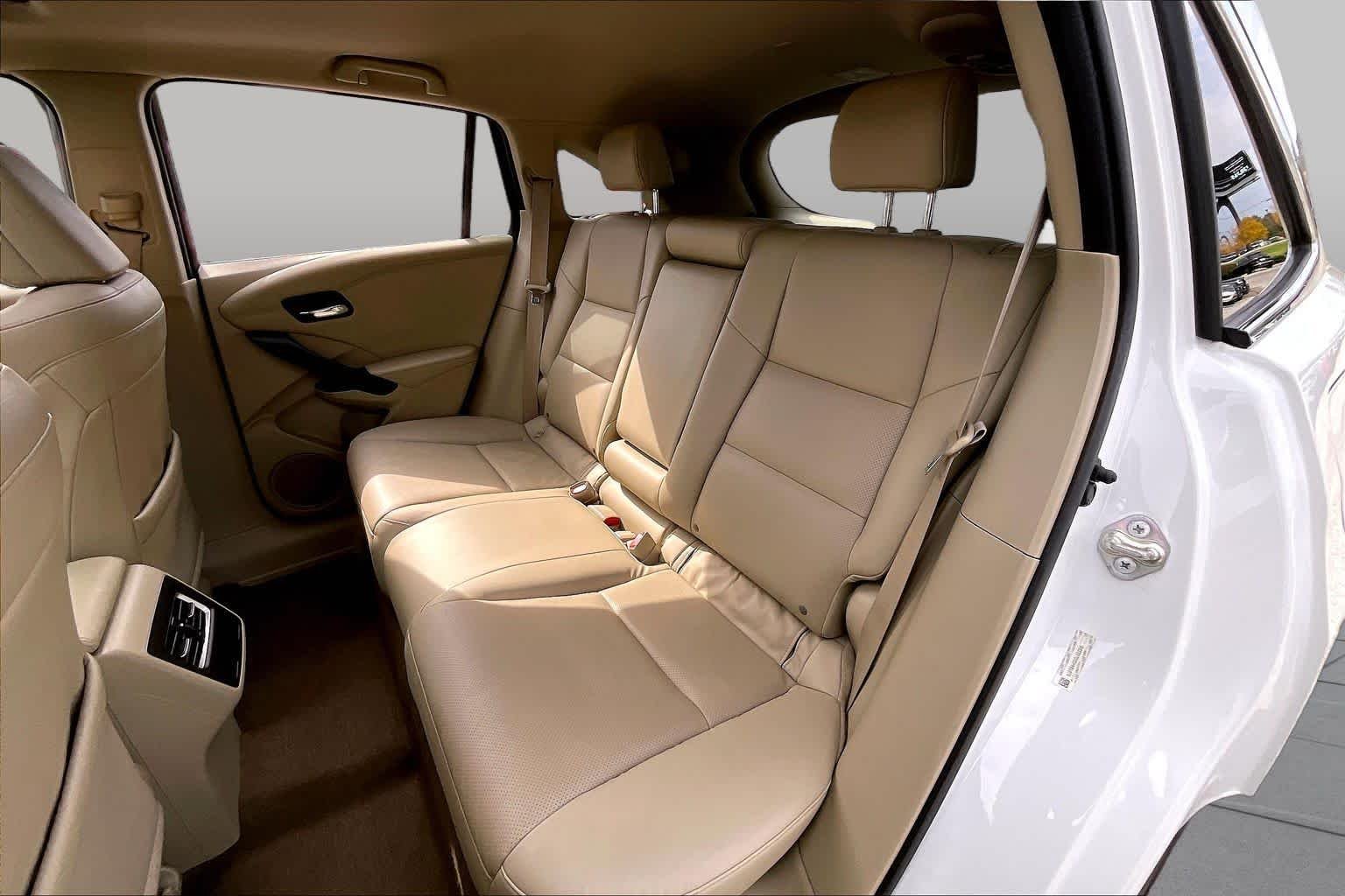 Used 2016 White Diamond Pearl Acura Tech Pkg image 20