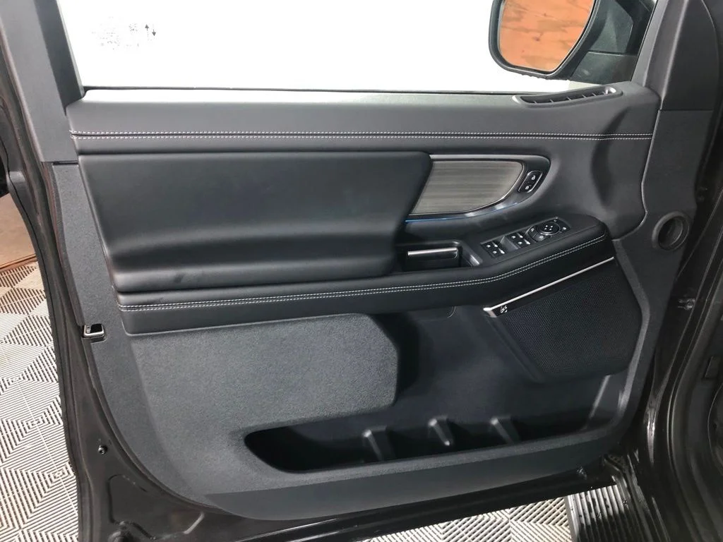 New 2026 Dark Matter Gray Metallic Ford Platinum® image 9