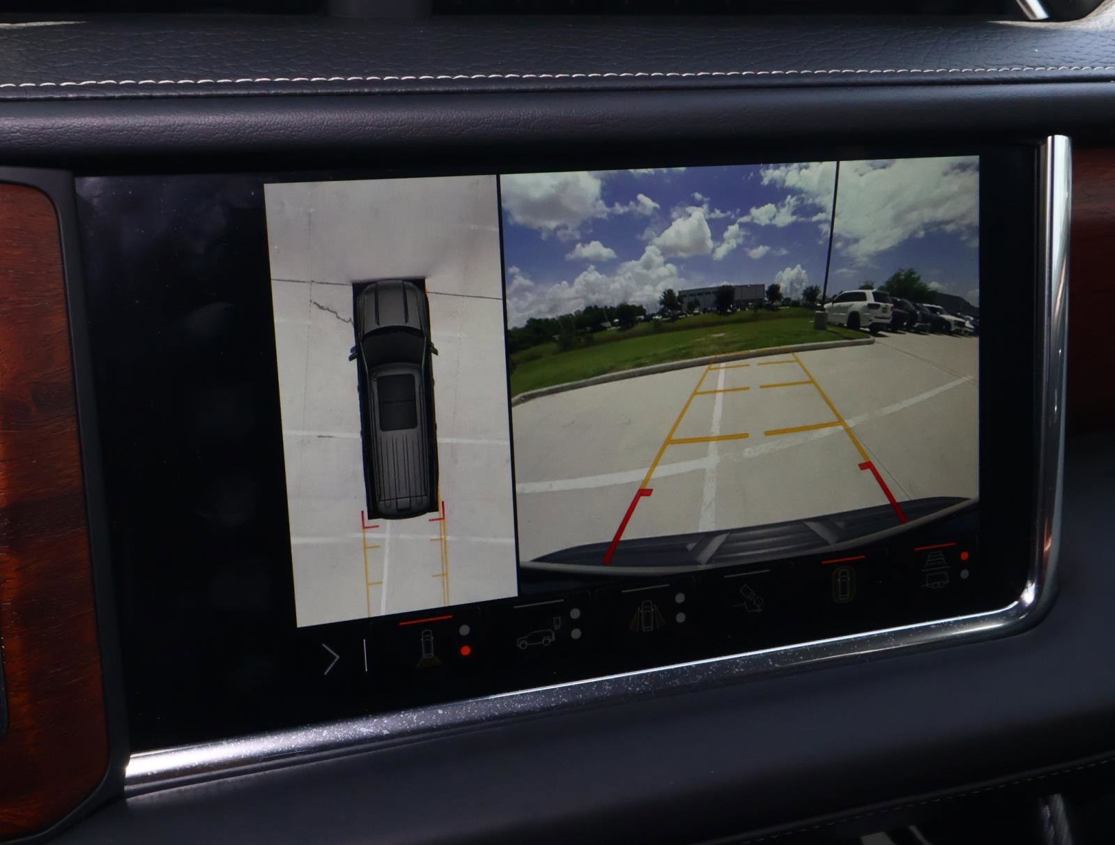 2023 GMC Yukon XL Denali Ultimate - Photo 34