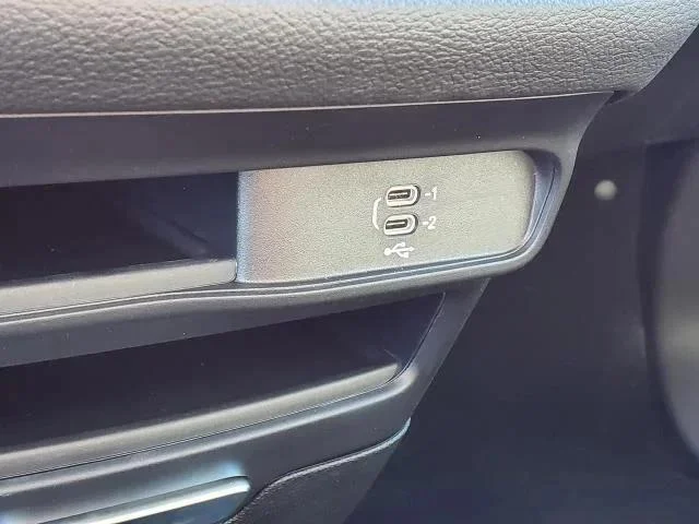 2026 Chrysler Pacifica Select - Photo 16