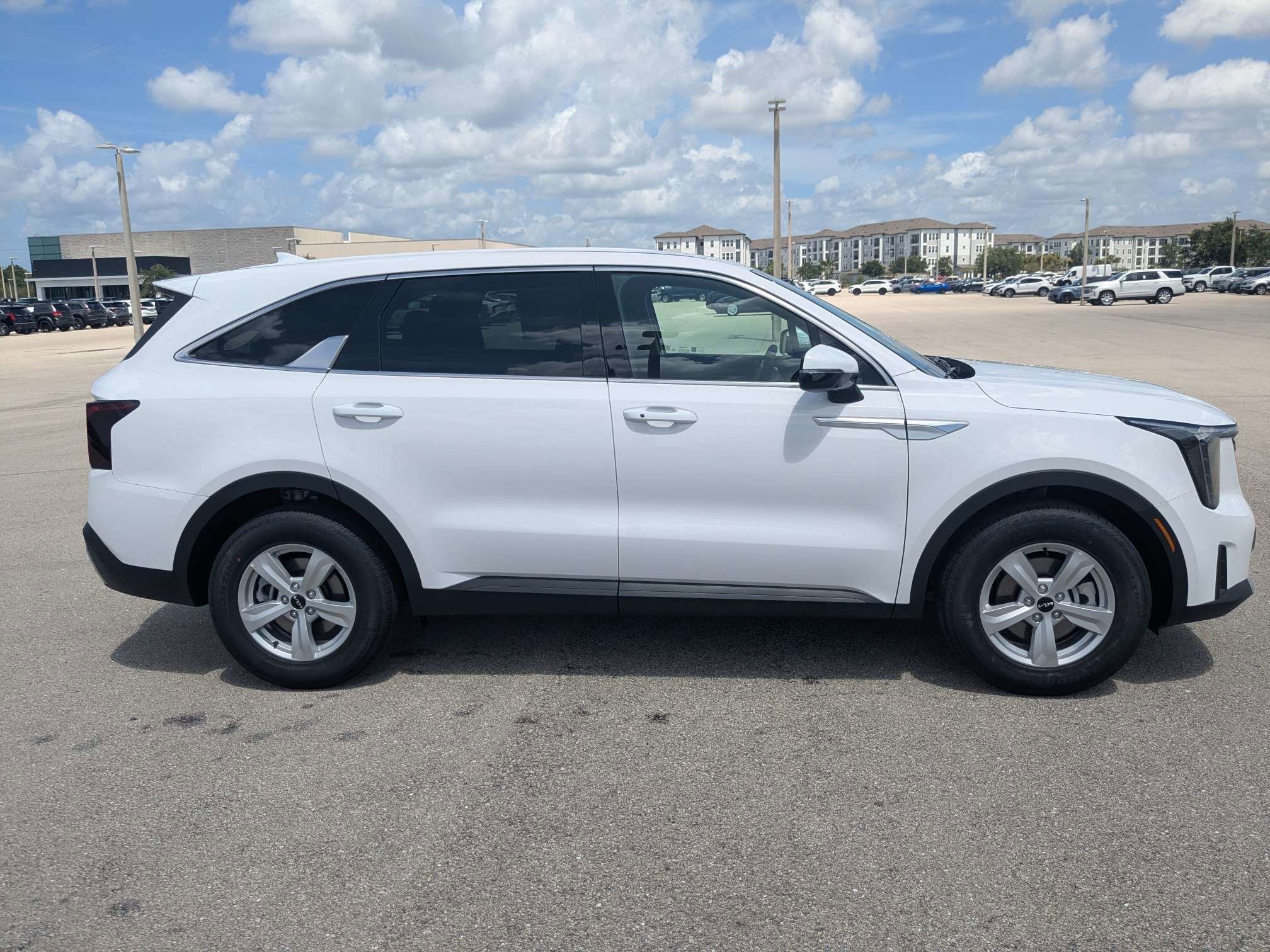 New 2026 Glacial White Kia LX image 4