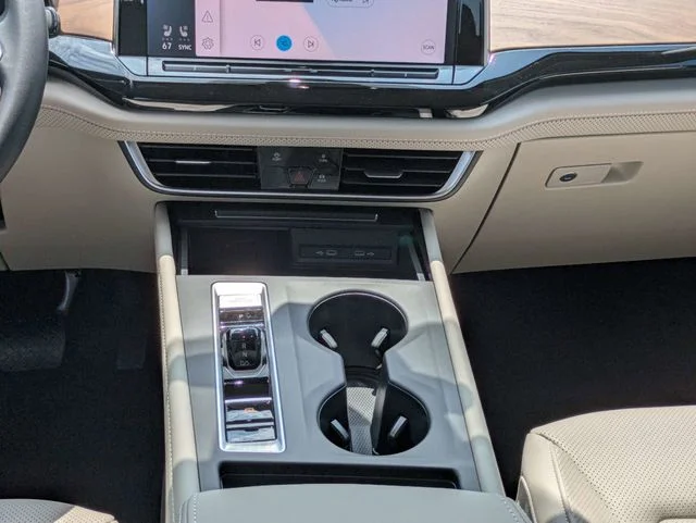 New 2026 Black Volkswagen 2.0T SE image 21