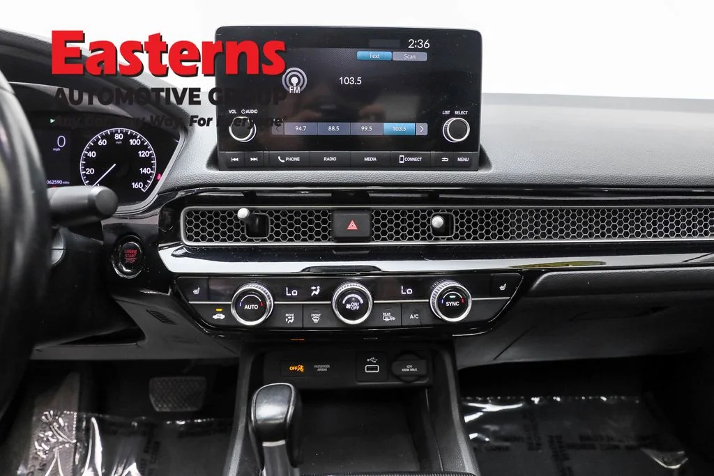 Used 2022 Red Honda EX image 12