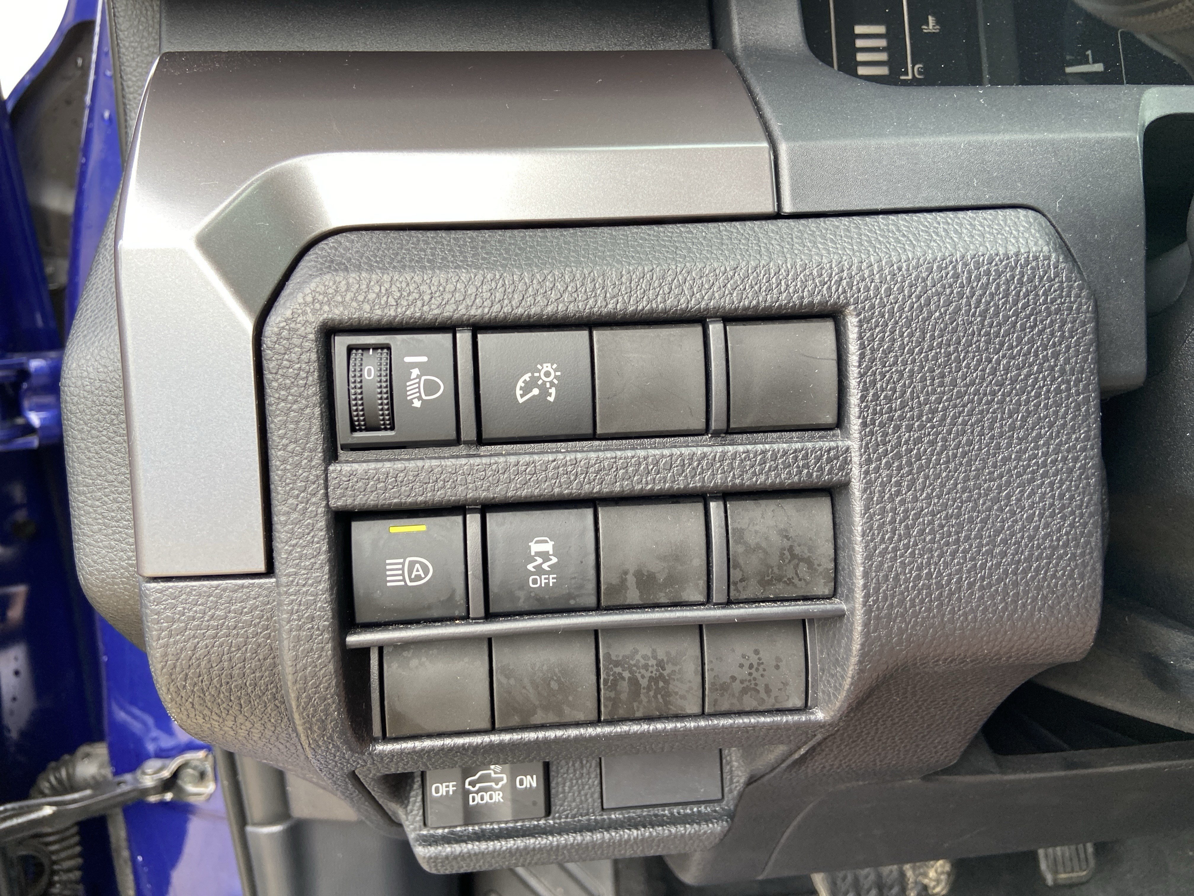 Used 2025 Blue Toyota SR5 image 43