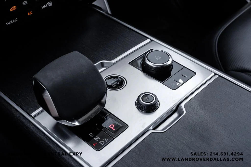 Used 2023 Black Land Rover Autobiography image 27