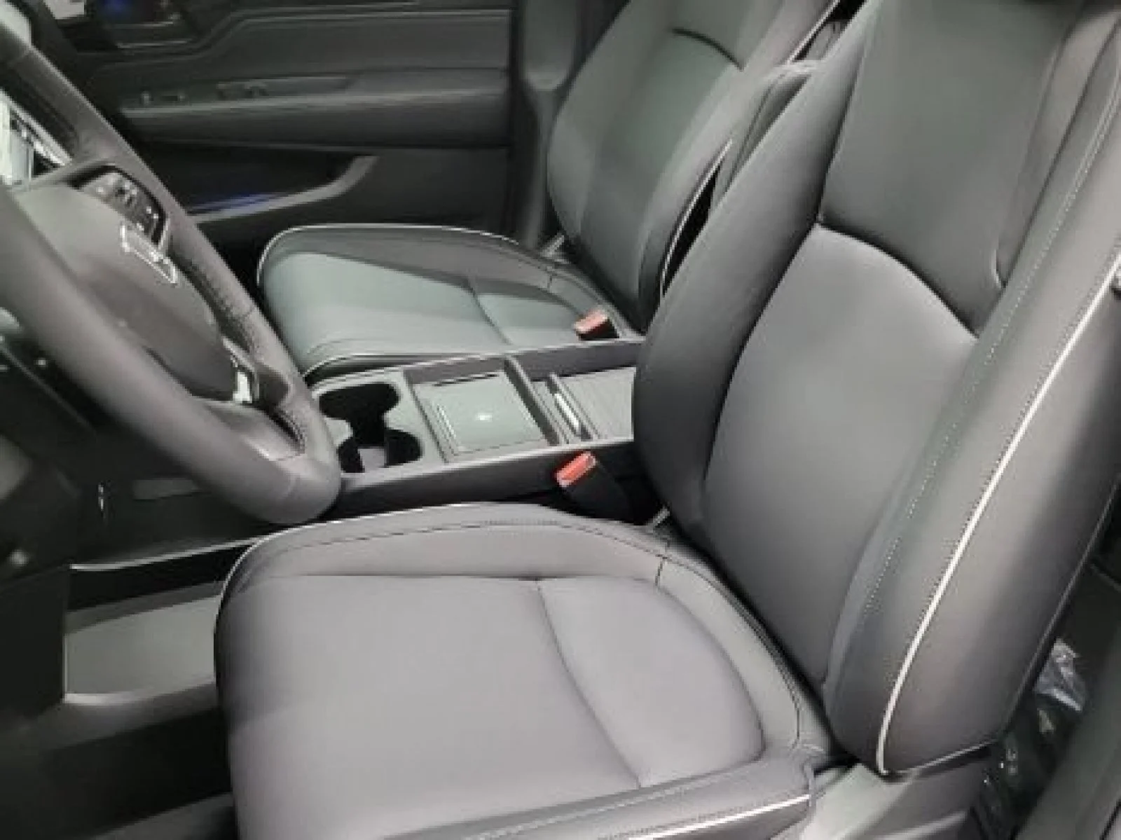 New 2026 Sonic Gray Pearl Honda Touring image 8