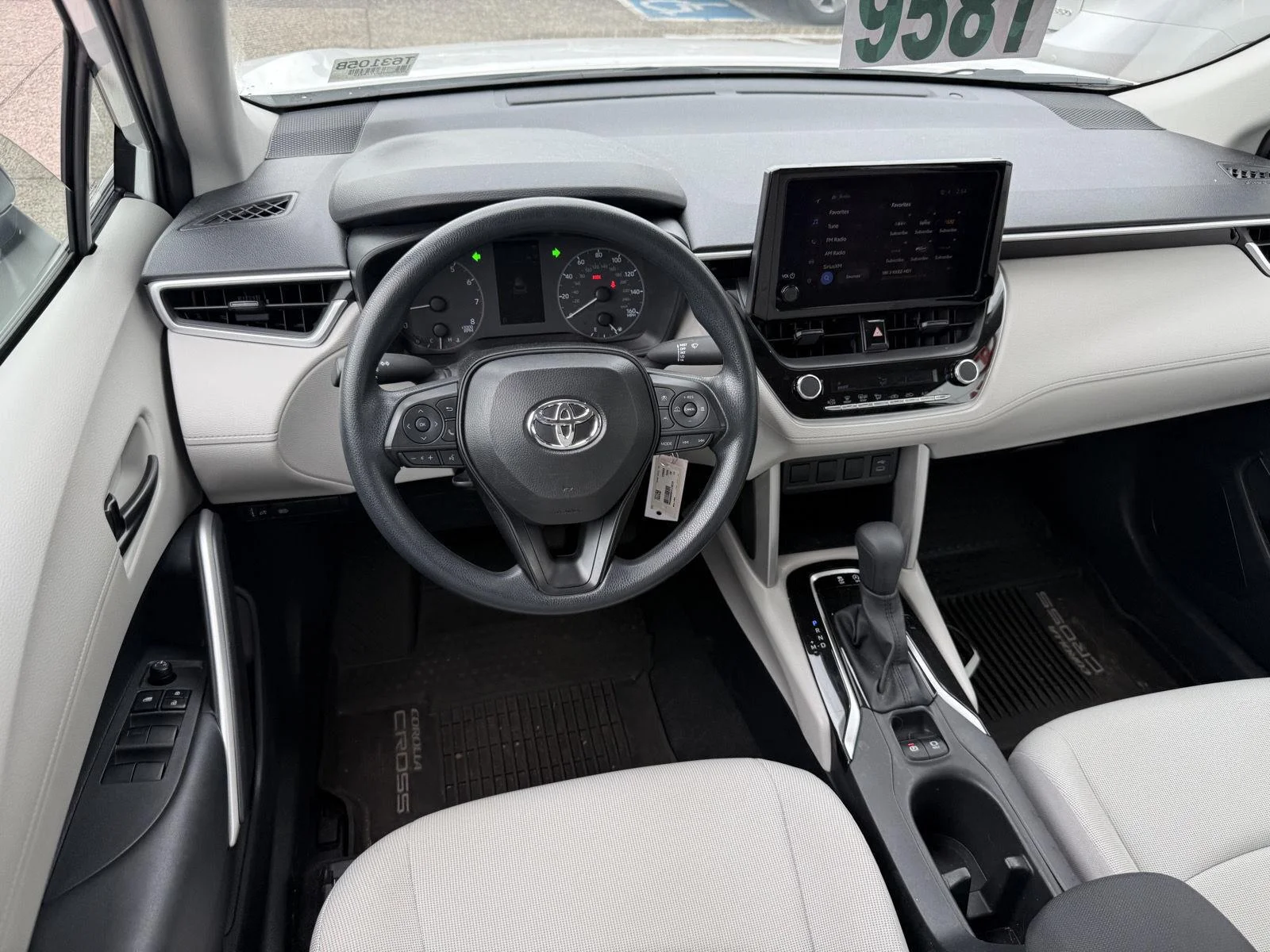 Used 2024 Wind Chill Pearl Toyota L image 14
