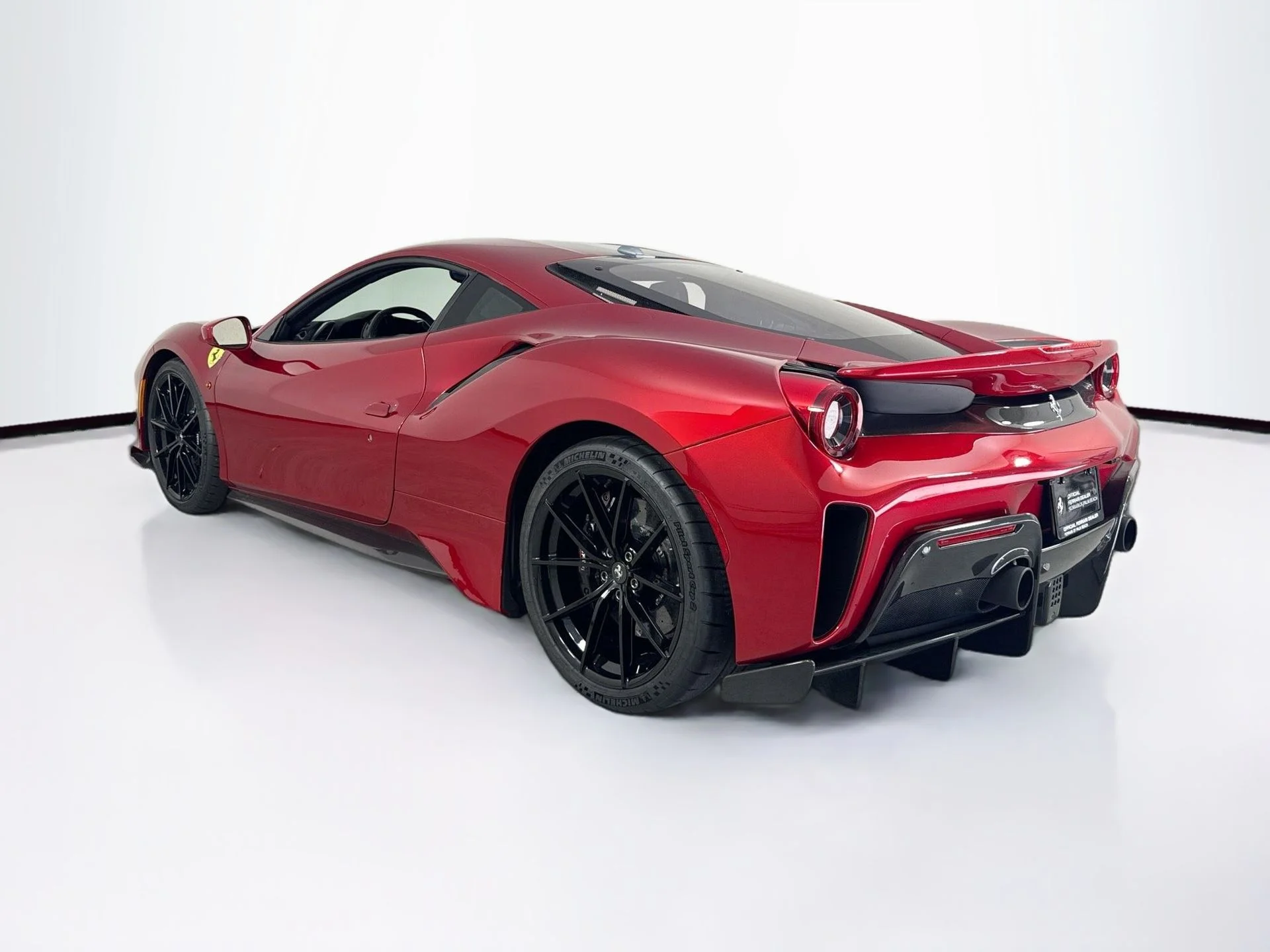 Certified Used 2020 Rosso Fuoco Ferrari Base image 5
