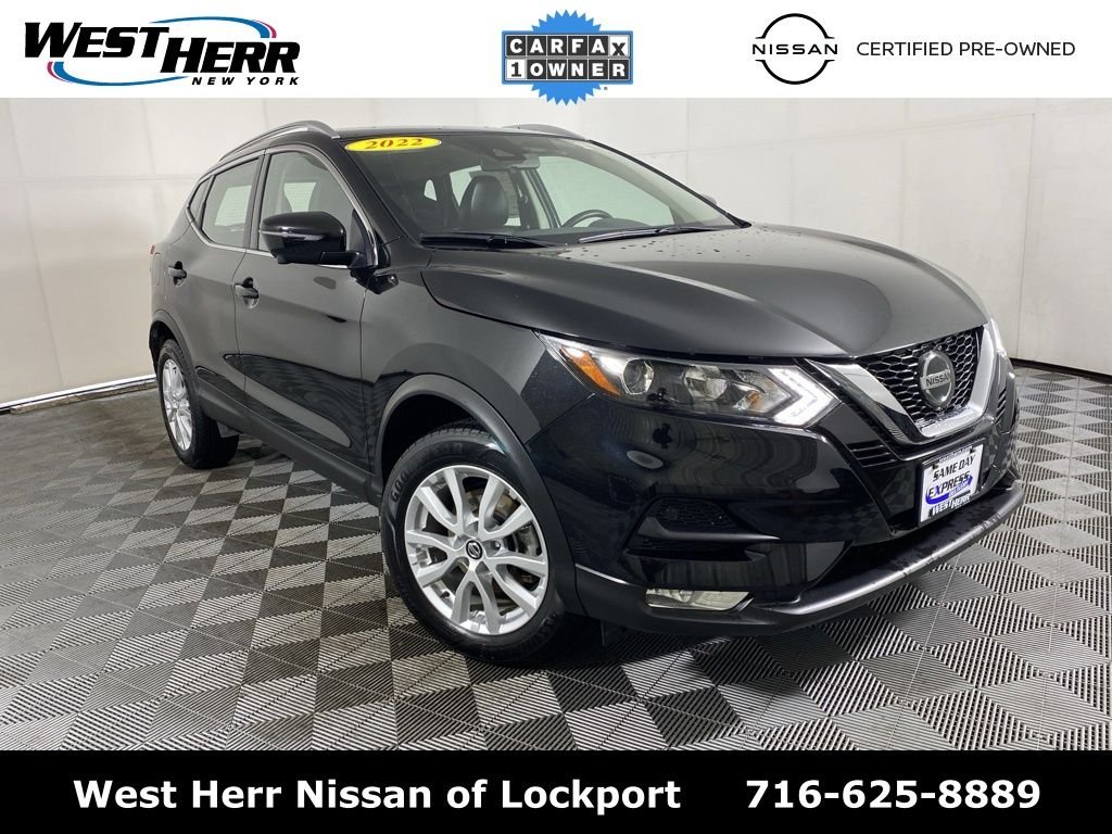 2022 Nissan Rogue Sport SV