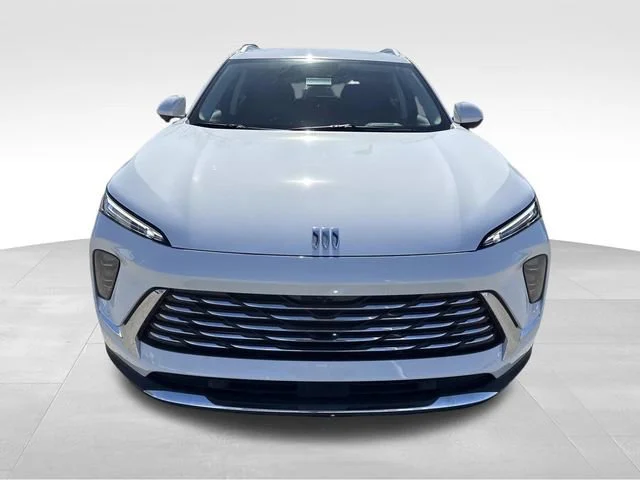 New 2026 Summit White Buick Preferred image 9