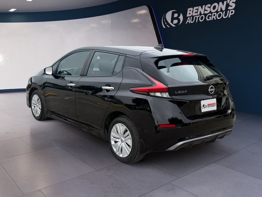 Used 2023 Black Nissan S image 3