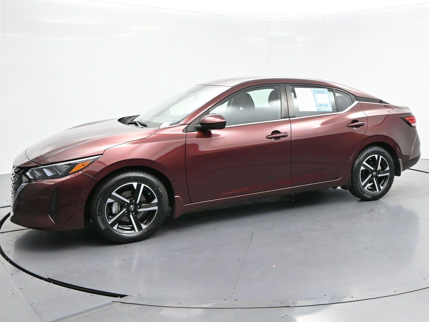Used 2024 Rosewood Metallic Nissan SV image 3