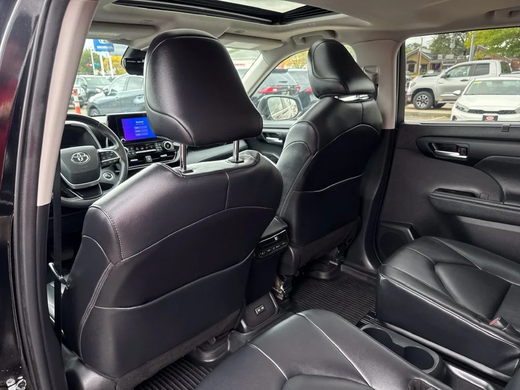 Used 2024 Black Toyota XLE image 37