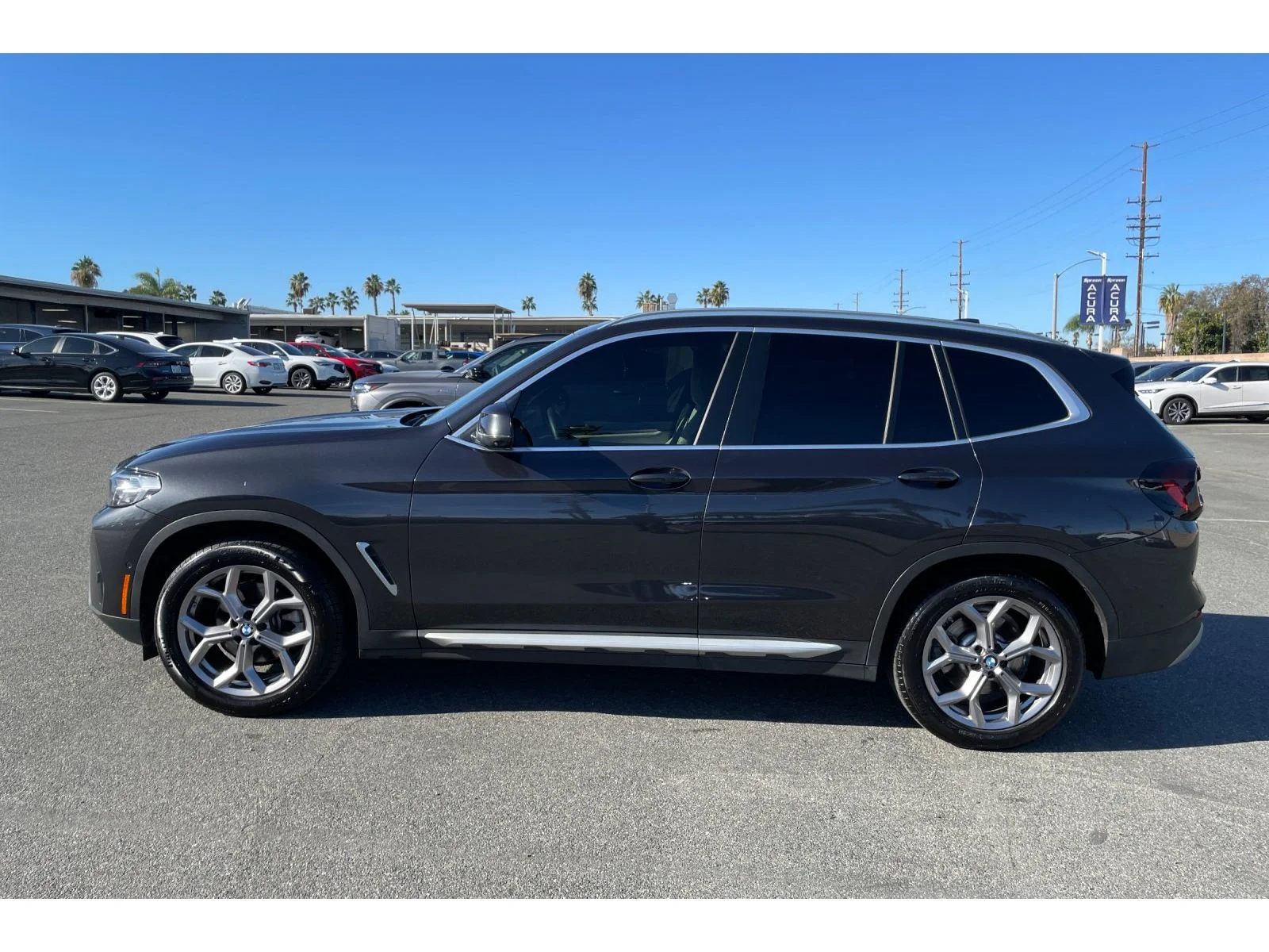 Used 2023 Dark Graphite Metallic BMW sDrive30i image 2