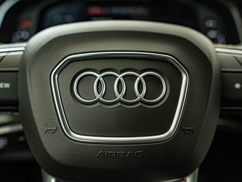 Used 2025 Glacier White Metallic Audi 55 Premium Plus image 23