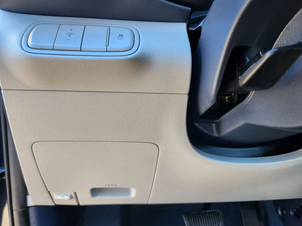 New 2026 White Hyundai SEL image 28