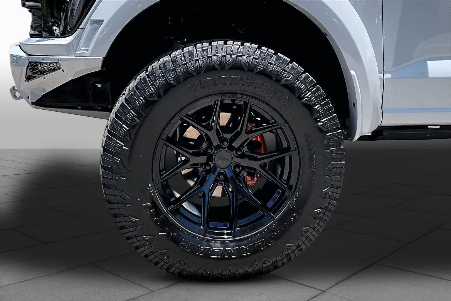 Used 2023 Avalanche Ford Raptor image 11
