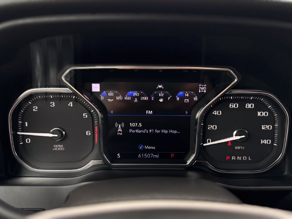 Used 2022 Summit White GMC AT4 image 18