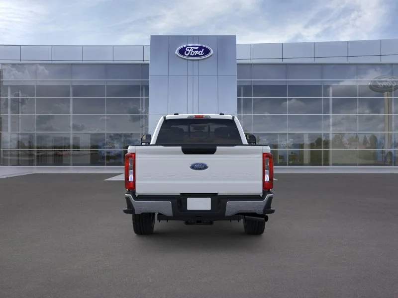 New 2026 Oxford White Ford F-250® XLT image 5