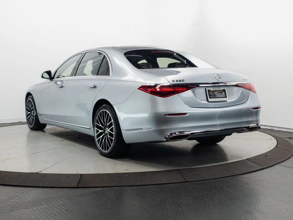 Used 2022 Cirrus Silver Metallic Mercedes-Benz S 580 image 32