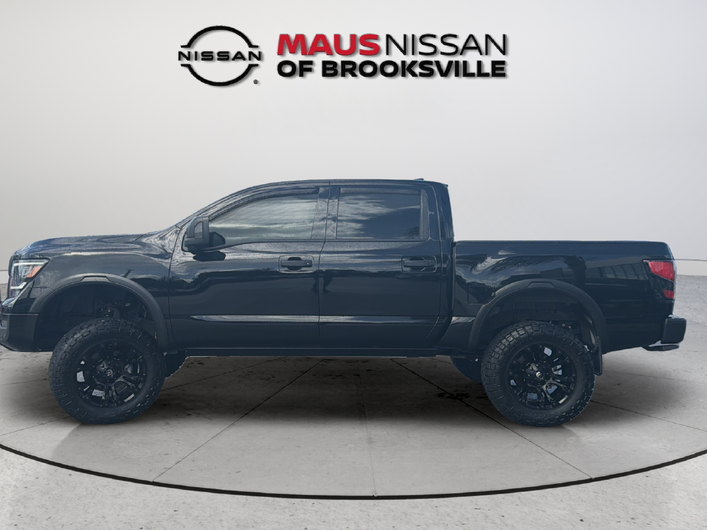 Used 2024 Super Black Nissan PRO-4X image 6