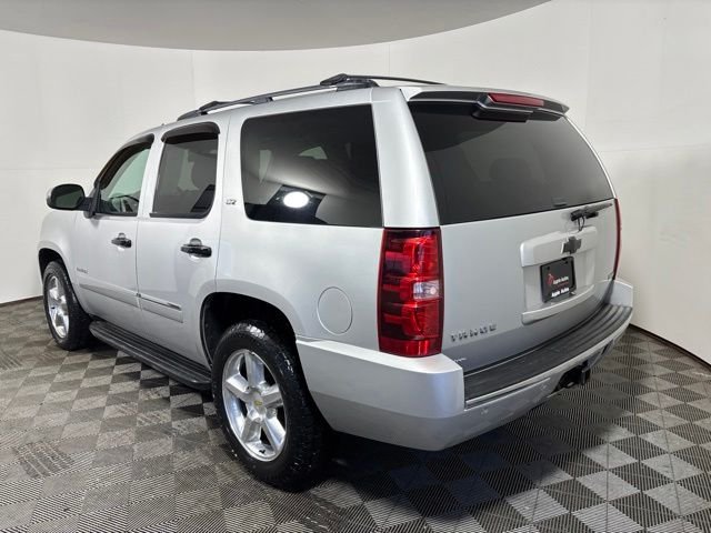 Used 2010 Silver Chevrolet LTZ image 4
