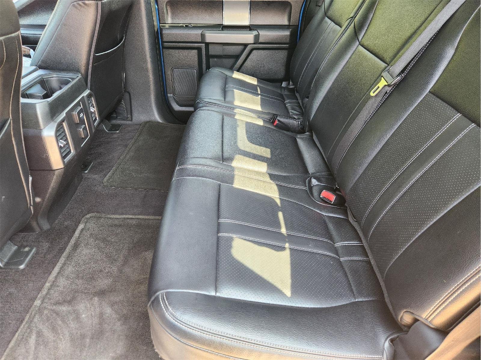 Used 2015  Ford XL image 30