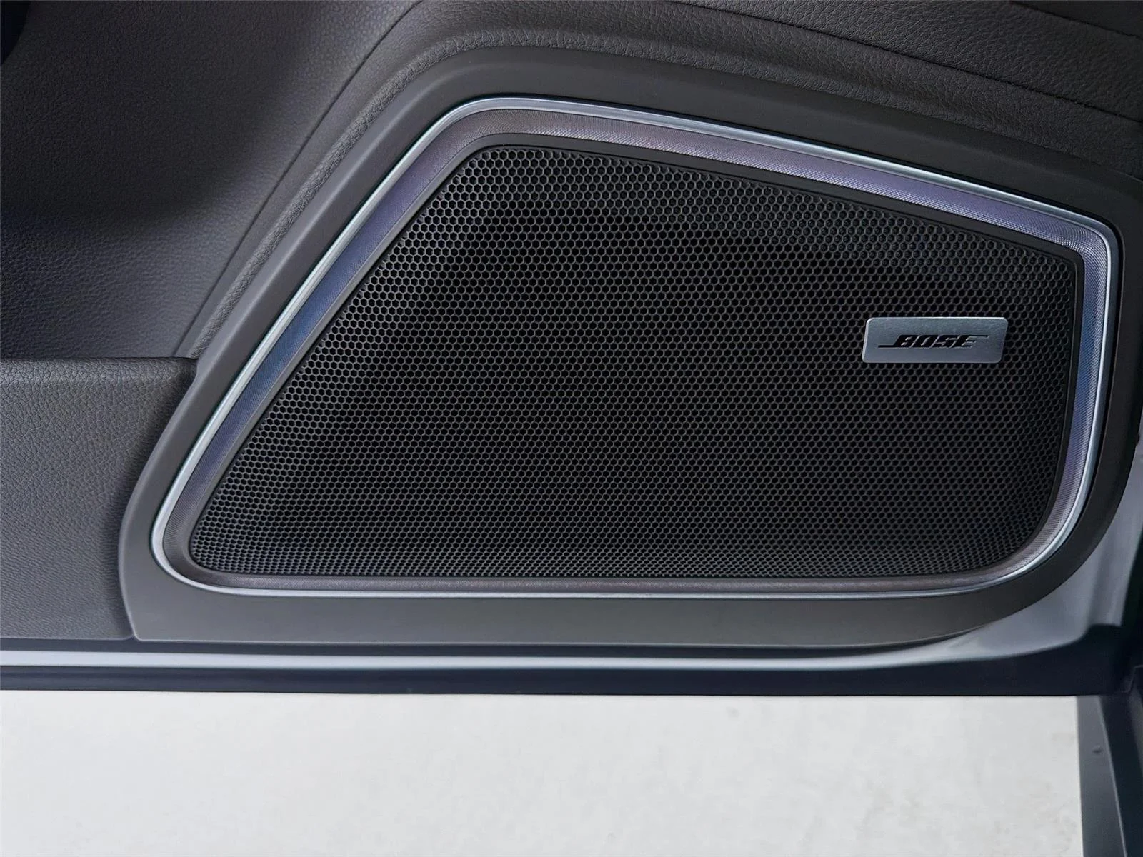 2023 Porsche Panamera Platinum Edition - Photo 9
