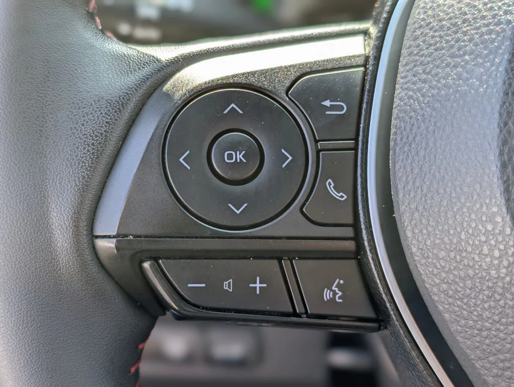 2024 Toyota RAV4 XSE - Photo 25