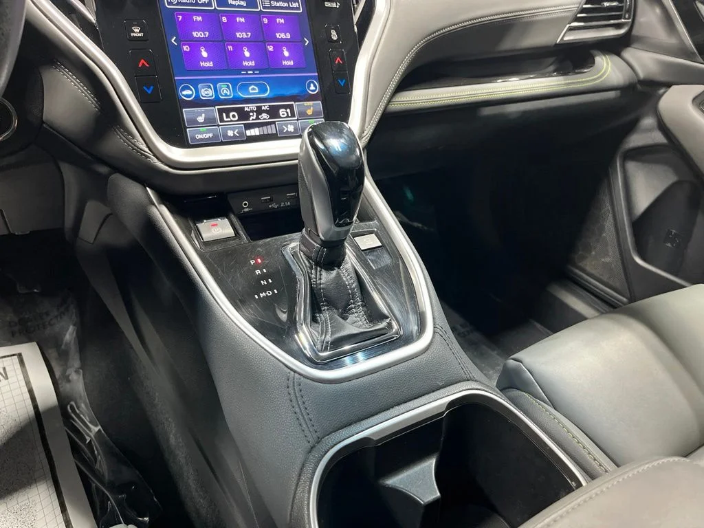 Used 2020 Green Metallic Subaru Onyx Edition XT image 25