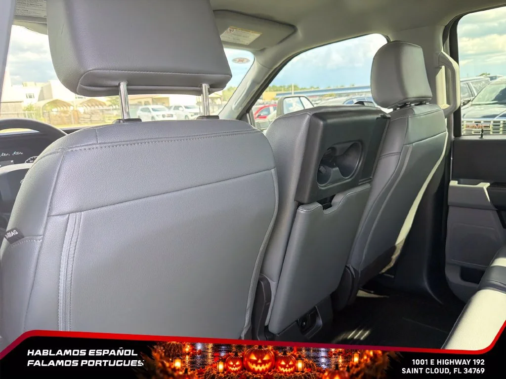 Used 2023 White Ford XL image 26