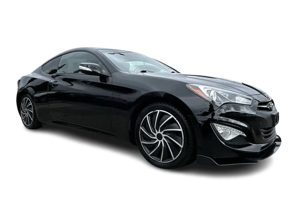 Used 2014  Hyundai 2.0T Premium 6sp Dilawri Certified   Local BC   Re image 17