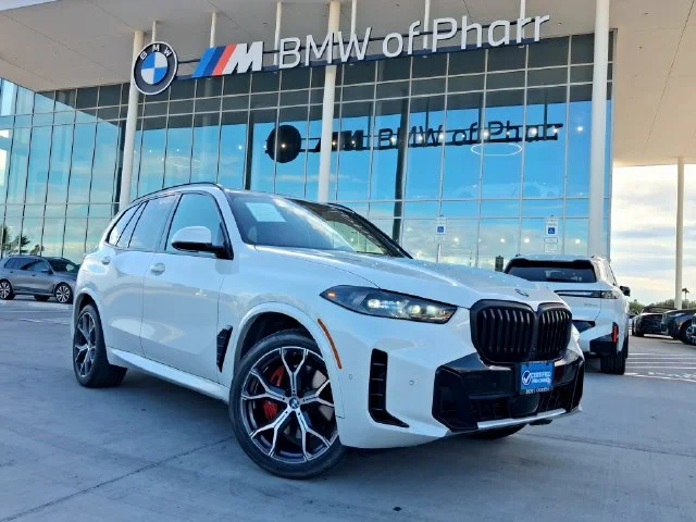 Used 2024 White BMW sDrive40i image 1