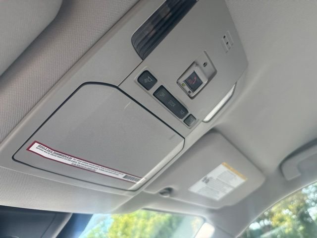 Used 2021 White Toyota LE image 22