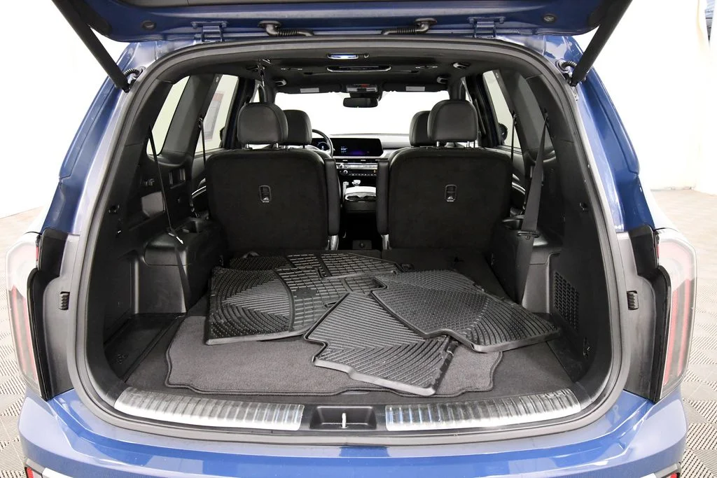 Certified Used 2023 Black Kia SX X-Line image 7