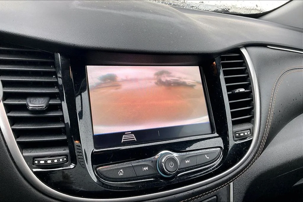 Used 2022 Silver Chevrolet LS image 13