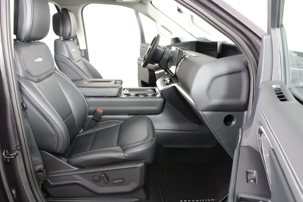 New 2027 Dark Matter Gray Metallic Ford Platinum image 18
